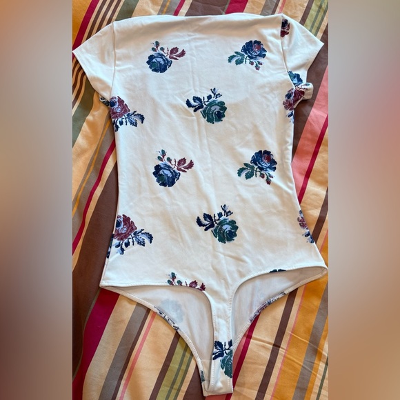Free People fp Intimately Printed Square Eyes Ivory Floral Print Bodysuit - Picture 5 of 7